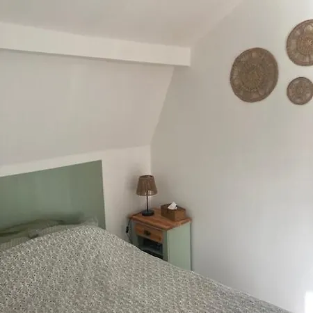 아파트 Cozy & Quiet Two-room - 15 Minutes From Lille *